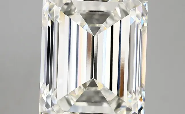 6.26ct G VVS2 Emerald (IGI)