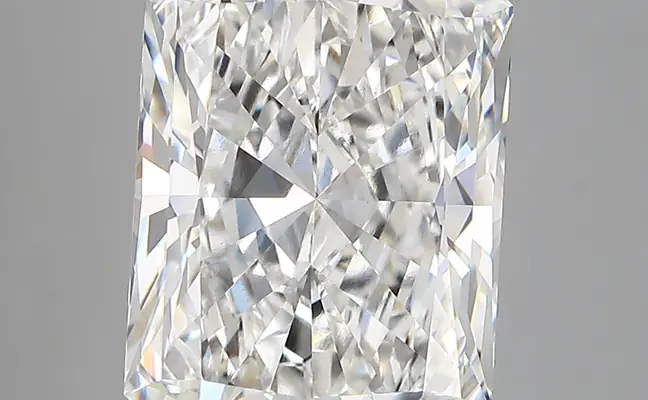 6.25ct E VVS2 Radiant (IGI)