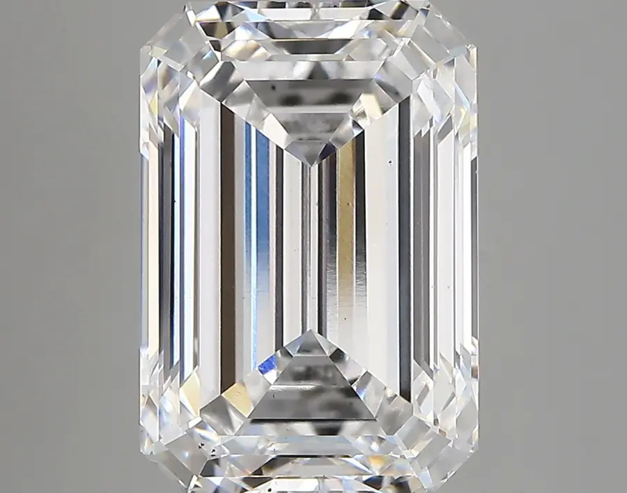 6.23ct E VS2 Emerald (IGI)