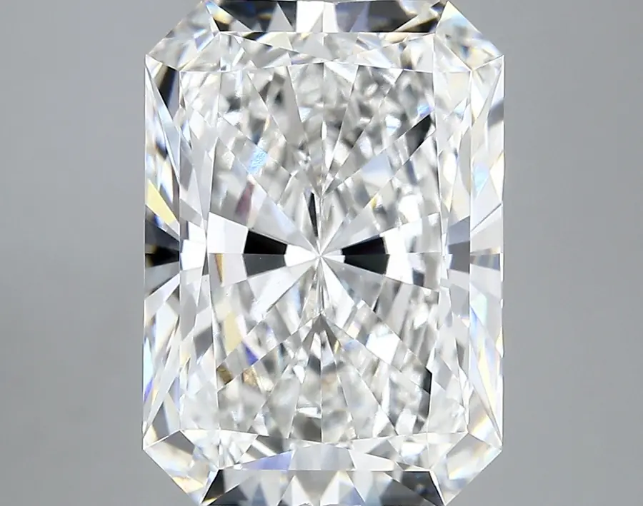 6.22ct E VVS2 Radiant (IGI)