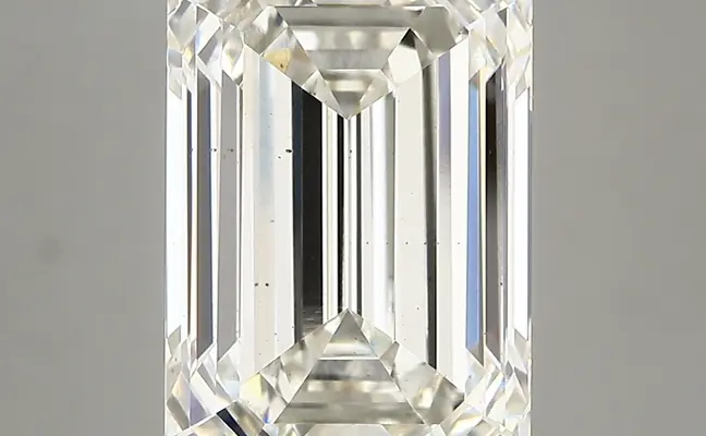 6.19ct H VS2 Emerald (IGI)