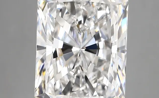 6.19ct D VS1 Radiant (IGI)