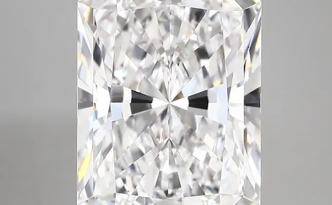 6.18ct D VS1 Radiant (IGI)