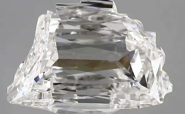 6.18ct F VVS2 The Colosseum (IGI)