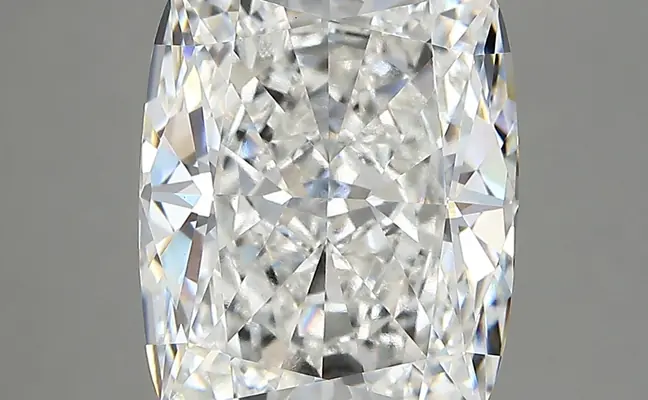 6.16ct E VVS2 Cushion (IGI)
