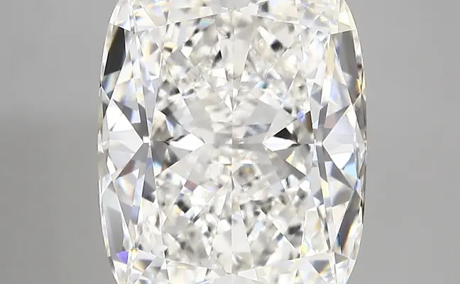 6.12ct G VVS2 Cushion (IGI)