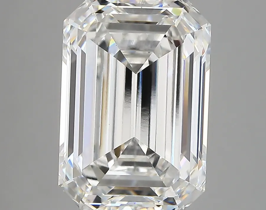 6.12ct F VS1 Emerald (IGI)