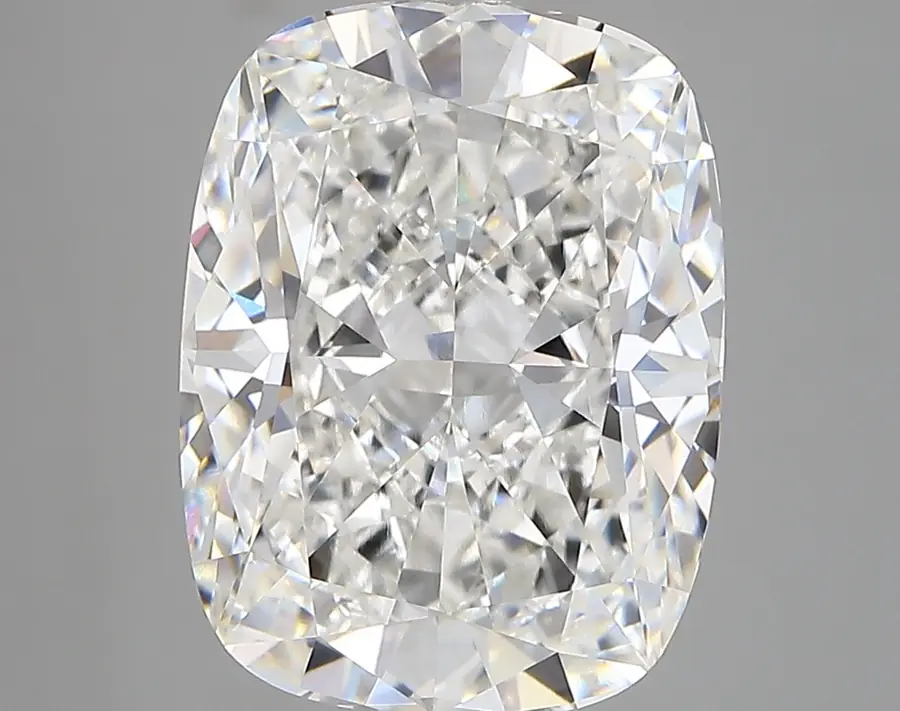 6.10ct E VVS2 Cushion (IGI)