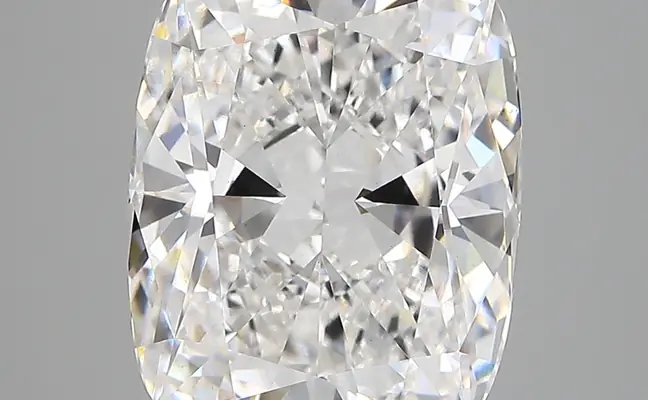 6.10ct E VVS2 Cushion (IGI)