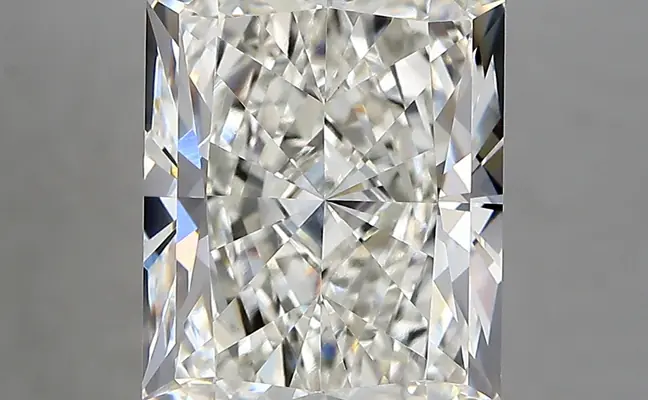 6.06ct G VVS2 Radiant (IGI)