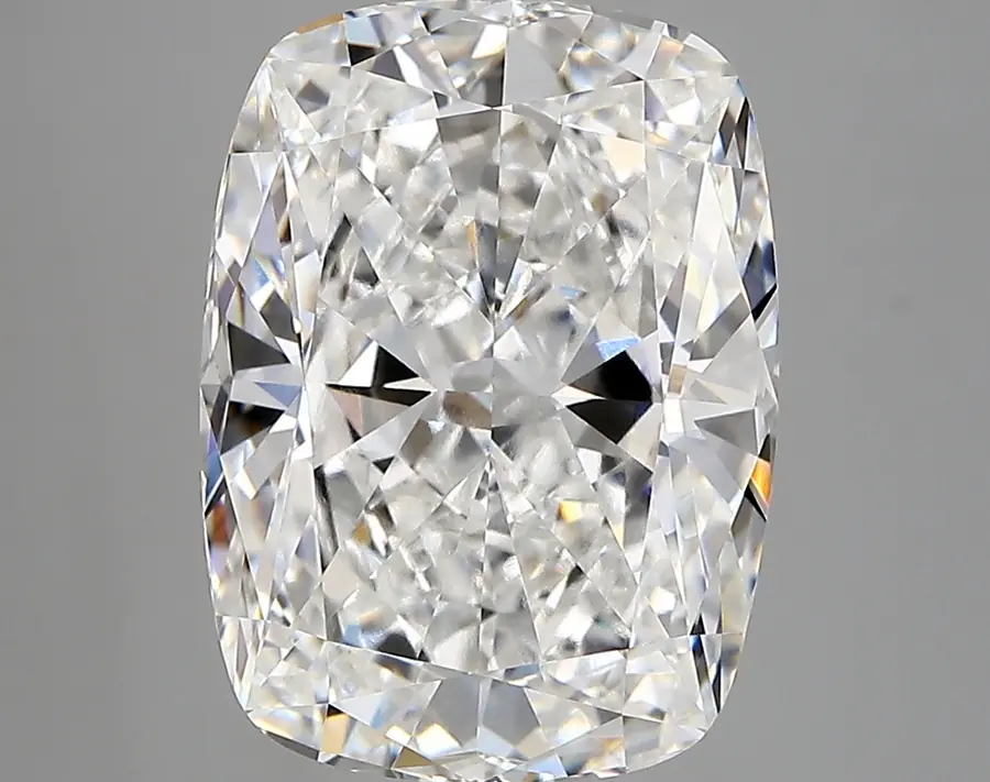 6.06ct E VVS2 Cushion (IGI)