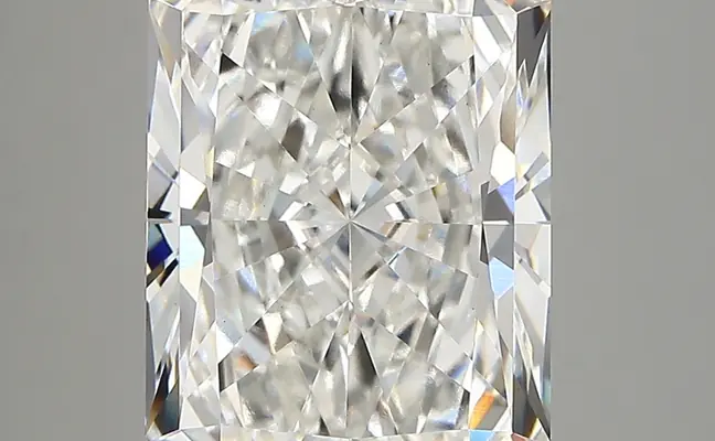 6.06ct E VVS2 Radiant (IGI)