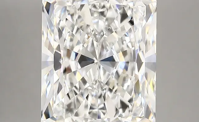 6.05ct E VVS2 Radiant (IGI)
