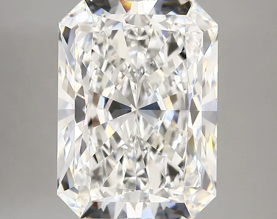 6.05ct E VVS2 Radiant (IGI)