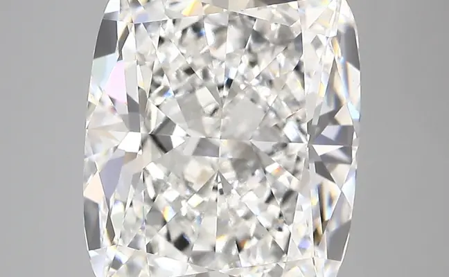 6.03ct E VVS2 Cushion (IGI)