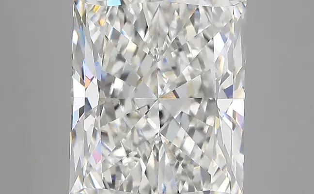 6.01ct F VVS2 Radiant (IGI)