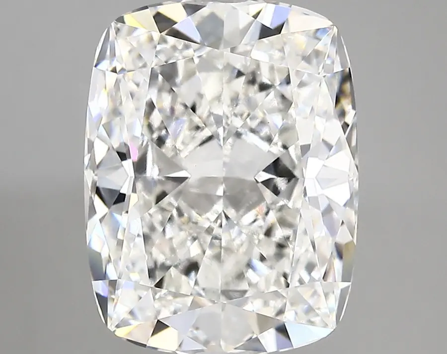 5.65ct G VVS2 Cushion (IGI)