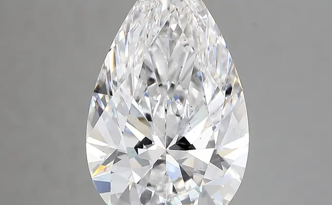 5.63ct E VVS2 Long Hexagon (IGI)