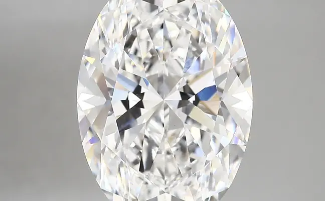 5.60ct E VS1 Oval (IGI)