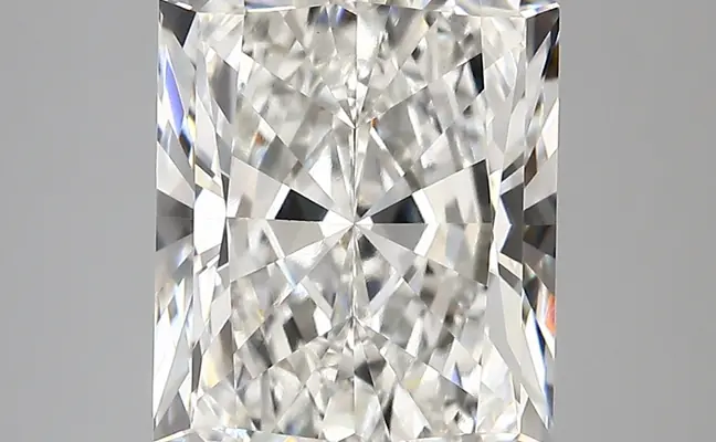 5.58ct F VVS2 Radiant (IGI)
