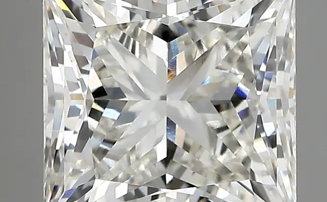 5.24ct G VVS2 Princess (IGI)