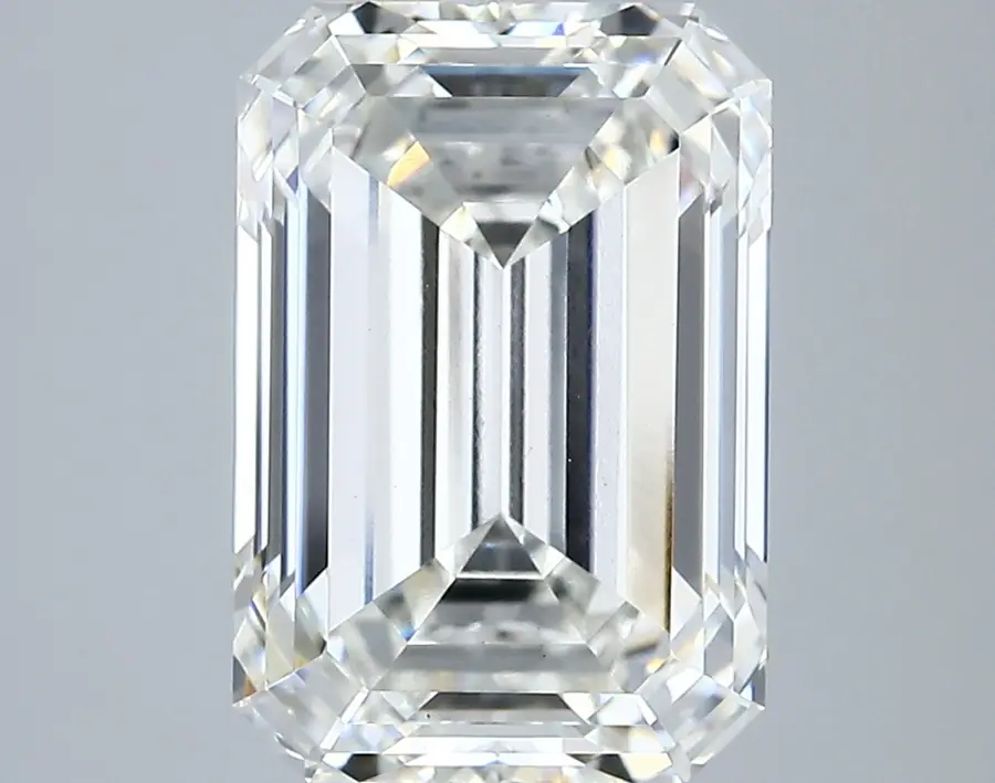 5.22ct F VS1 Emerald (IGI)