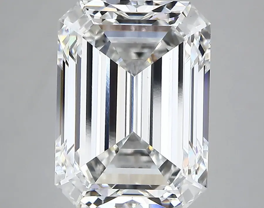 5.10ct G VS1 Emerald (IGI)