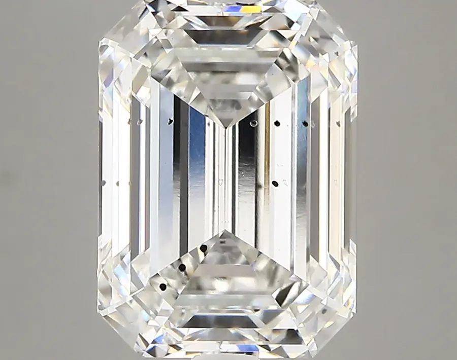 5.09ct F SI1 Emerald (IGI)