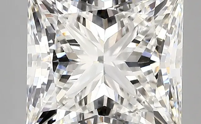 5.08ct E VVS2 Princess (IGI)