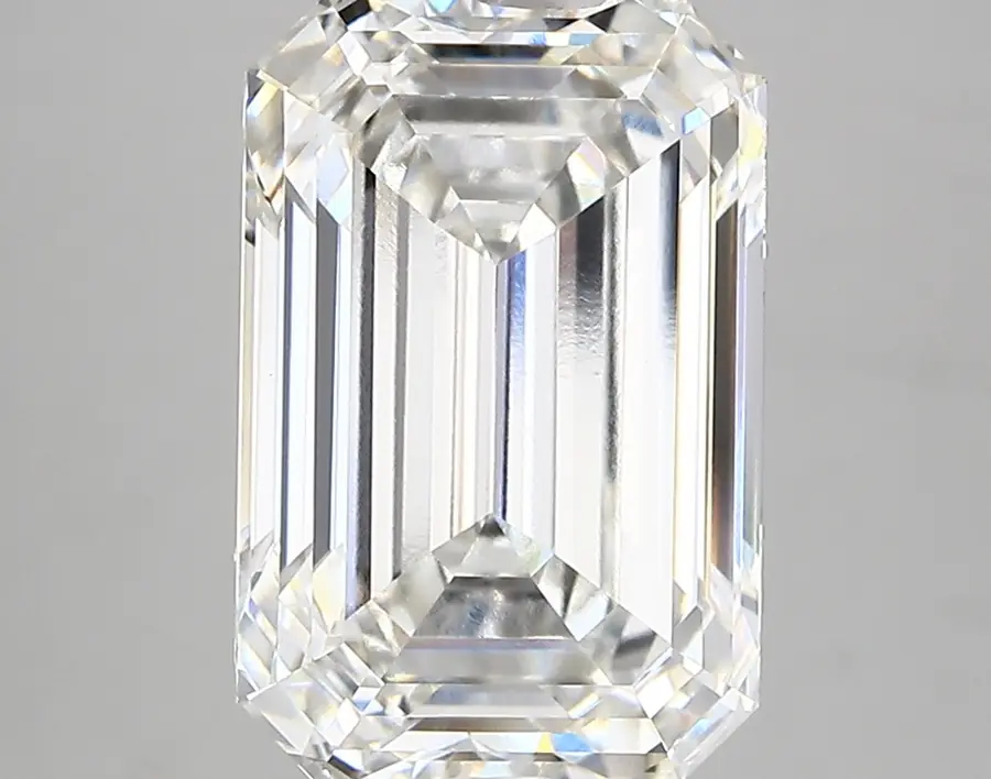 5.05ct G VVS2 Emerald (IGI)