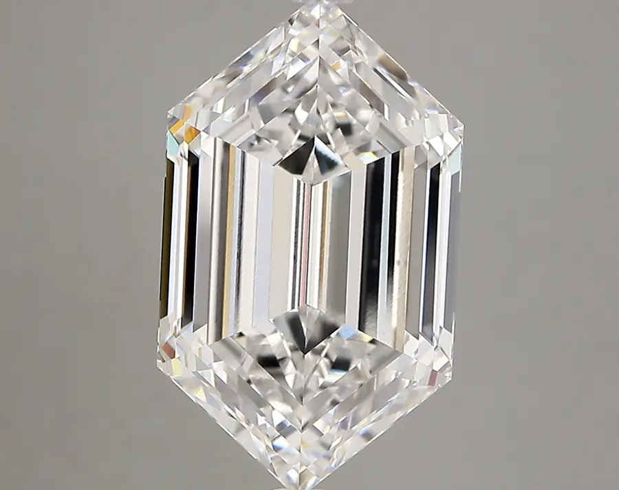 5.05ct D VVS2 Long Hexagon (IGI)