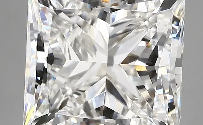 5.02ct F VVS1 Princess (IGI)