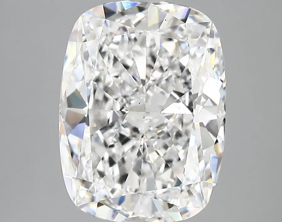 5.02ct D VS2 Cushion (IGI)