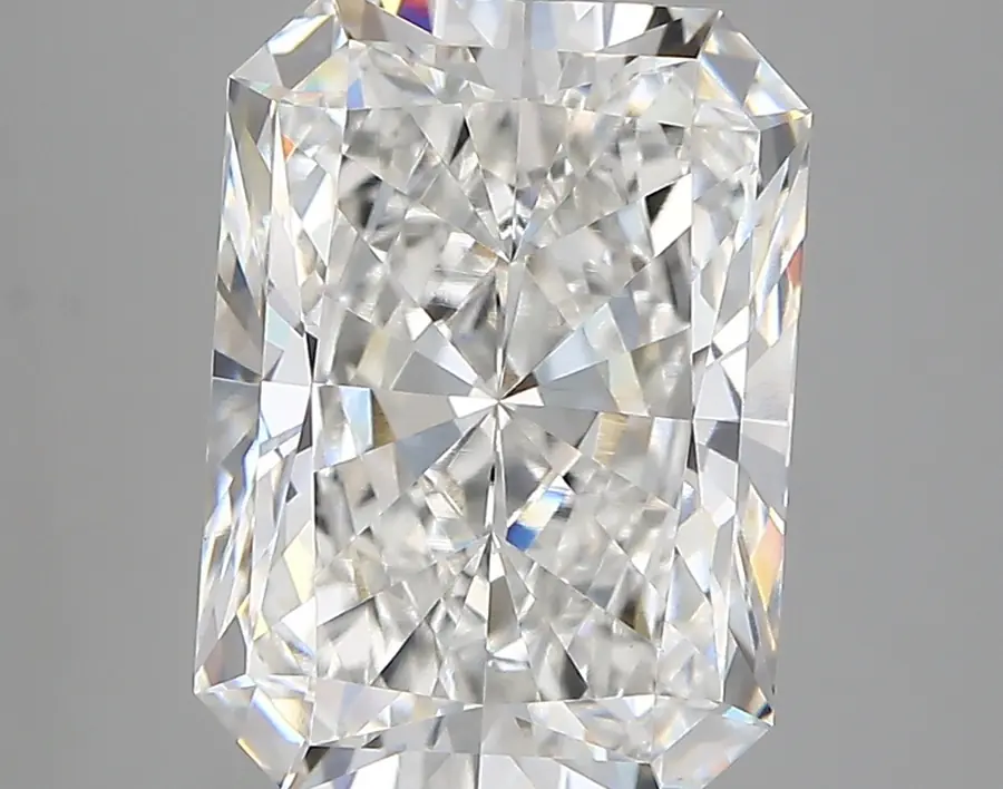 4.83ct E VVS2 Radiant (IGI)
