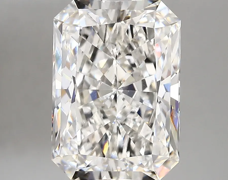 4.70ct F VVS2 Radiant (IGI)