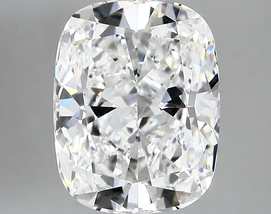 4.61ct E VS2 Cushion (IGI)