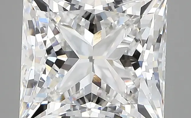4.49ct E VVS2 Princess (IGI)