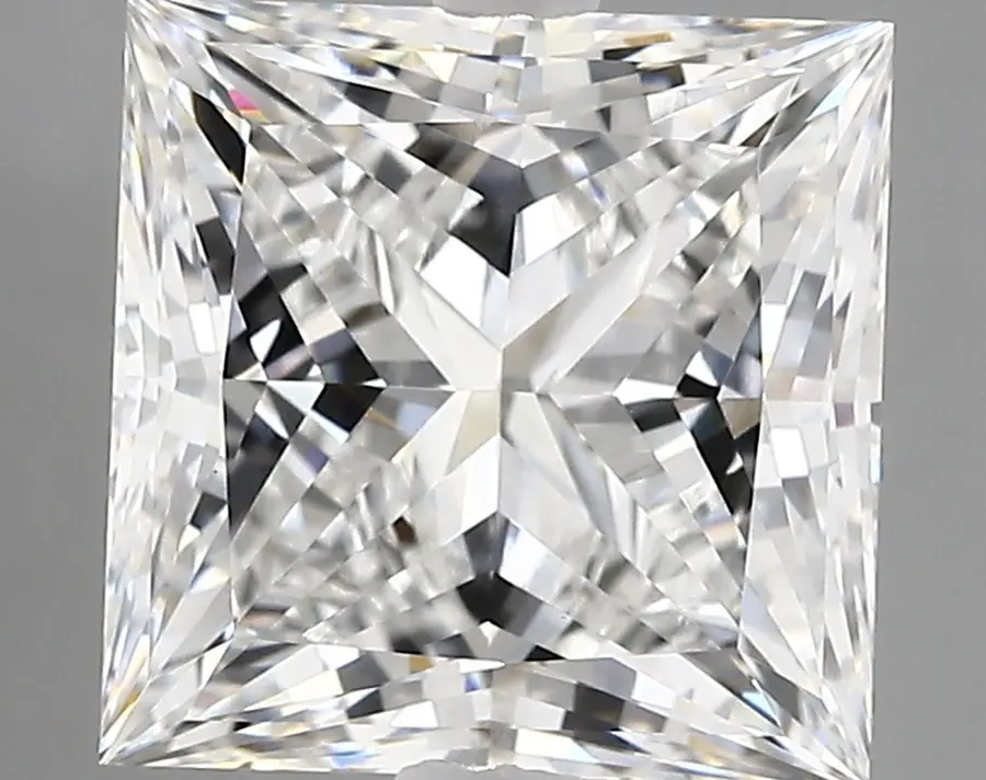 4.45ct E VS1 Princess (IGI)