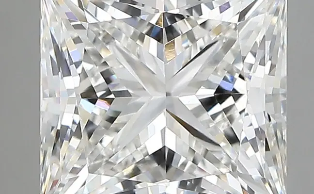 4.39ct F VVS2 Princess (IGI)