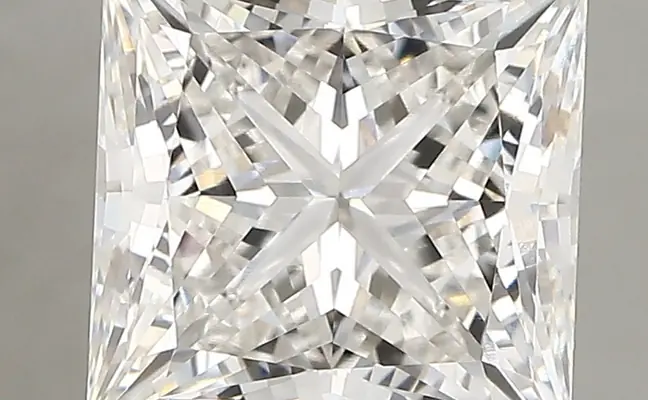 4.15ct E VVS1 Princess (IGI)