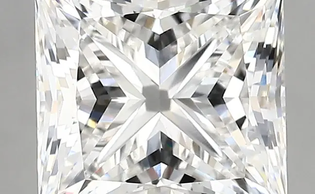 4.12ct E VVS2 Princess (IGI)