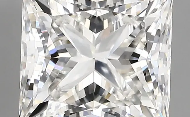 3.44ct F VVS2 Princess (IGI)
