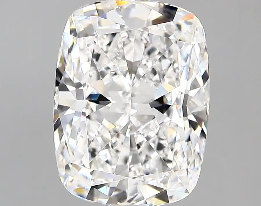 3.18ct D VVS2 Cushion (IGI)