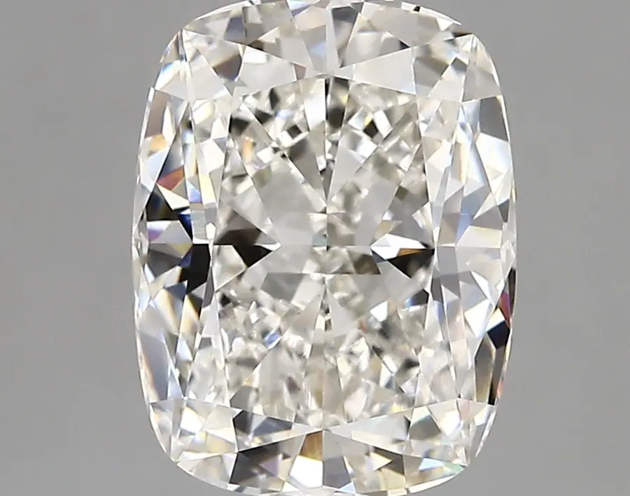 3.18ct G VVS2 Cushion (IGI)