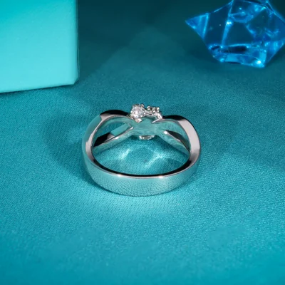 Lab Grown Diamond | D218 The Node Ring