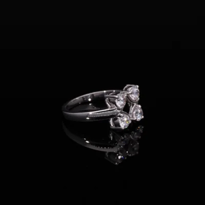 Minimalistic Lab Grown Diamond Ring for Her