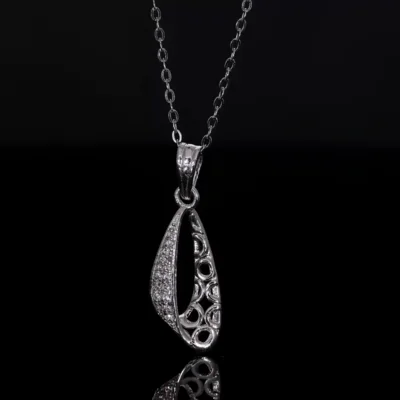 Lab Grown Diamond Pendant
