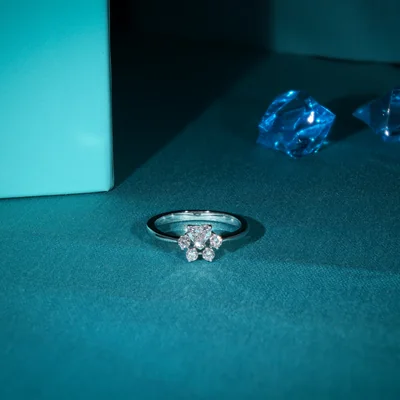 Lab Grown Diamond French Cut Infinity Pendant