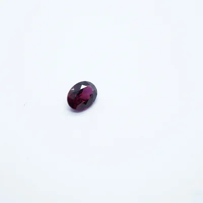2.05 ct Oval Garnet