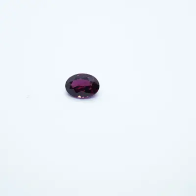 2.05 ct Oval Garnet